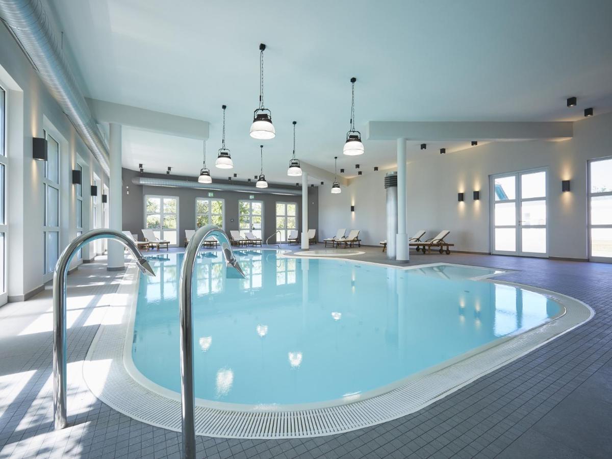 Reetland Am - Premium Reetdachvilla Mit 3 Schlafzimmern, Sauna Und Kamin E24 *